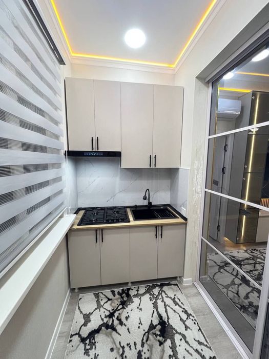 Метро М.Улугбек 2/4/4 переделан 3х ком, балк 1.5х3