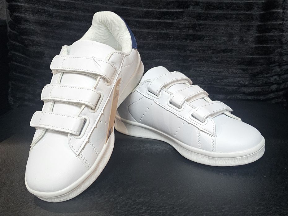 Детски маратонки в бял цвят