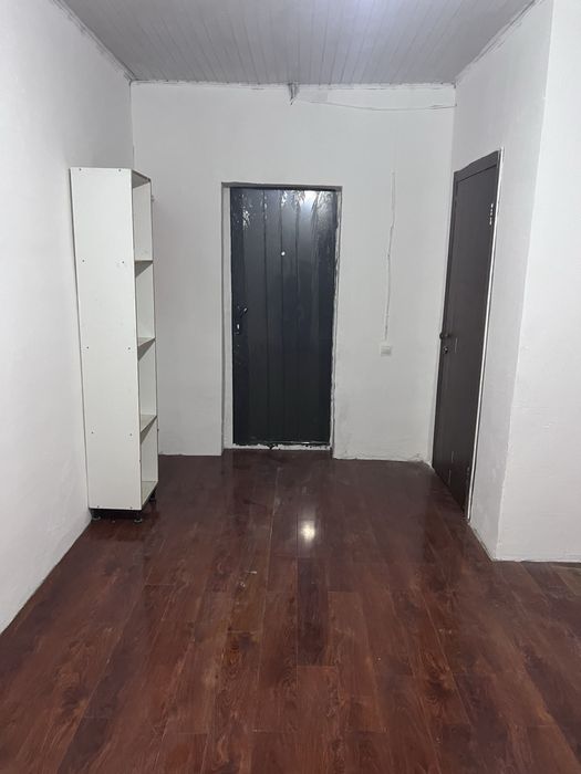 Сдам 2комнатную квариру после капитального ремонта с туалетом