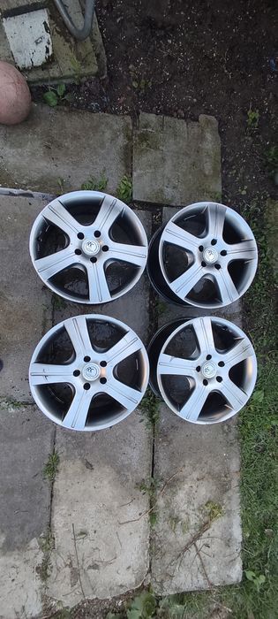 VÂND SAU SCHIMB CU R 16 VW ,Jante aliaj RC design R18. 8J×18H2,Et  45