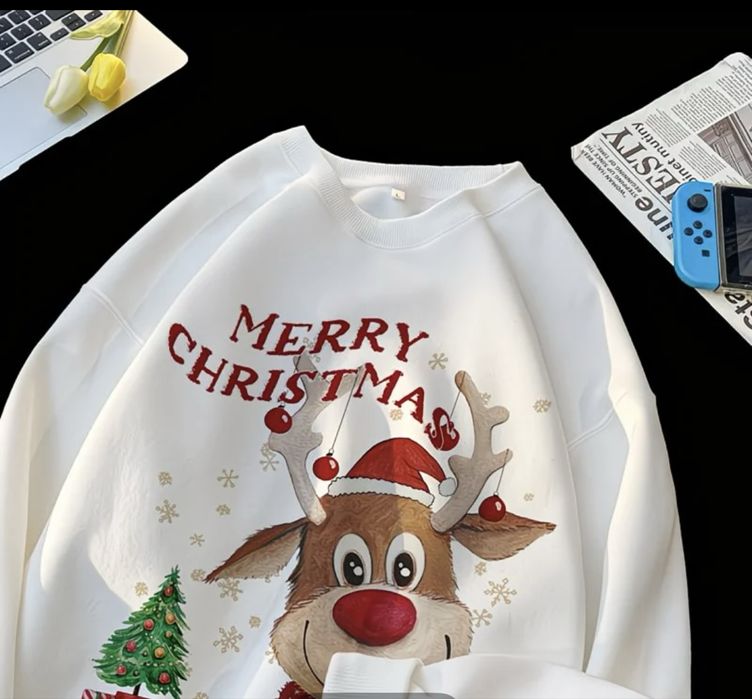 Новогодный женский джемпір