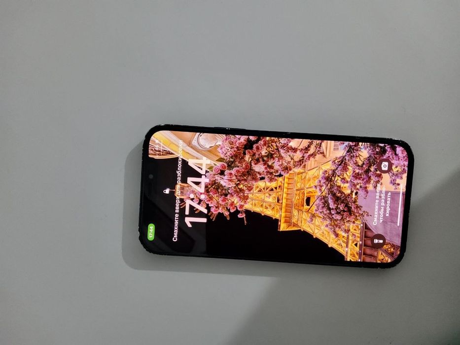 Айфон 12 сатылады