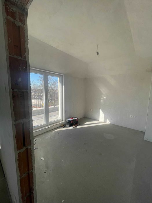 Продава се Двустаен апартамент в София, Надежда 4 - 174 кв.м за 996 €/кв.м - Снимка #4