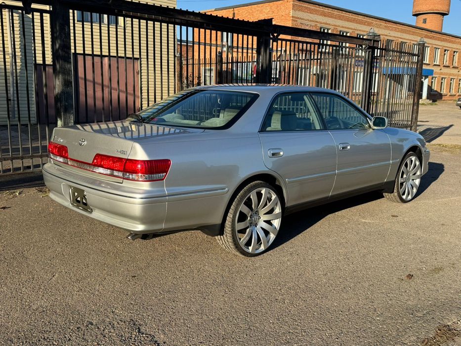 Toyota mark 2  японец