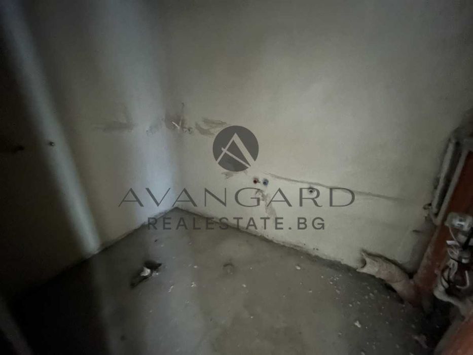 Продава се Тристаен апартамент в Пловдив, Тракия - 104 кв.м за 1433 €/кв.м - Снимка #7