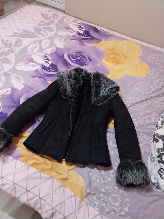 Дамско късо палто зимно