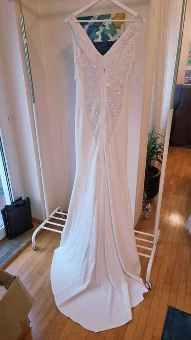 Rochie de mireasa sirena, cu paiete delicate