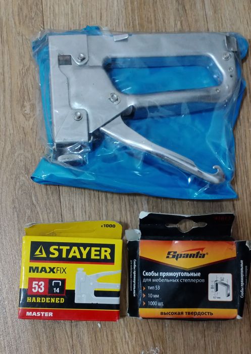 Гвозди,шуруры,степлер