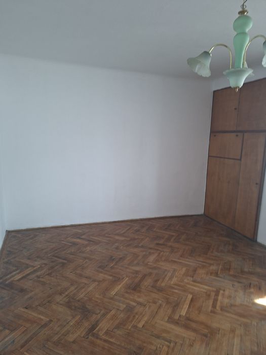 Inchirez apartament 2 camere pe strada Decebal partial mobilat