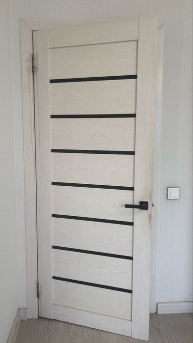 Продается дверь 80,0 1 шт