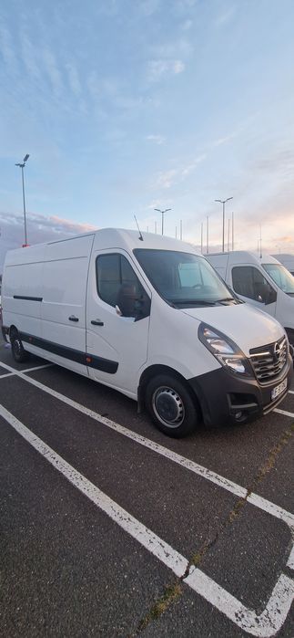 Rent a Van marfa si persoane