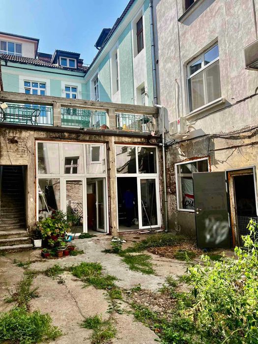 Продава се Офис в София, Център - 145 кв.м за 3794 €/кв.м - Снимка #1