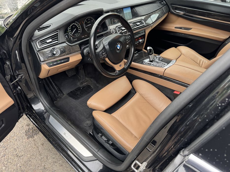 Interior bmw f01 seria7 2011