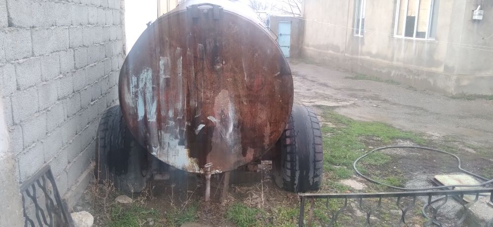 Бочка с водой продам срочно