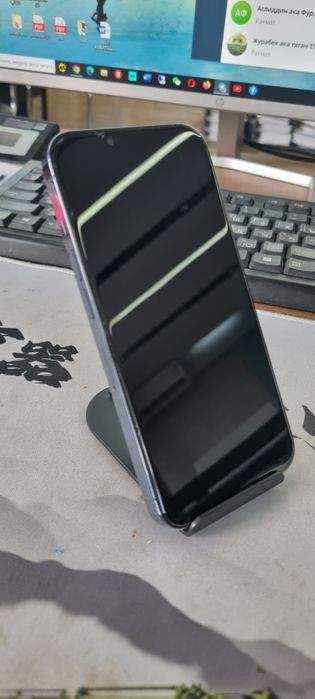 Iphone 13 pro  холати зур,  очилмаган кирилмаган. Ёмкость 76%