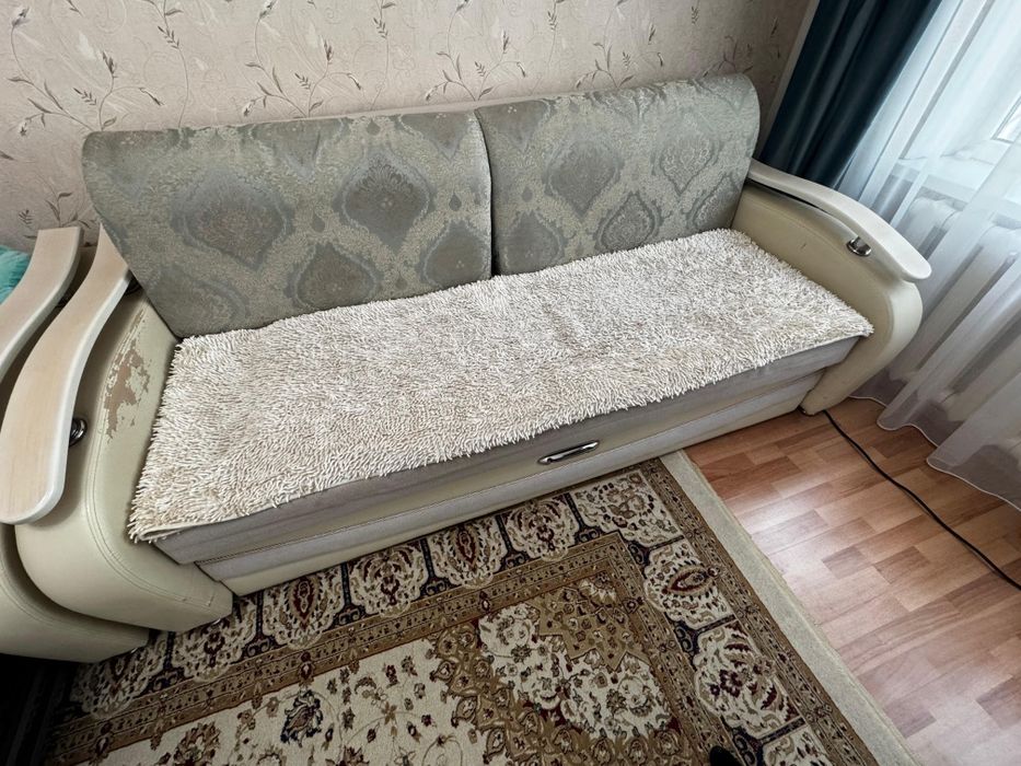 Продам диван 3+2