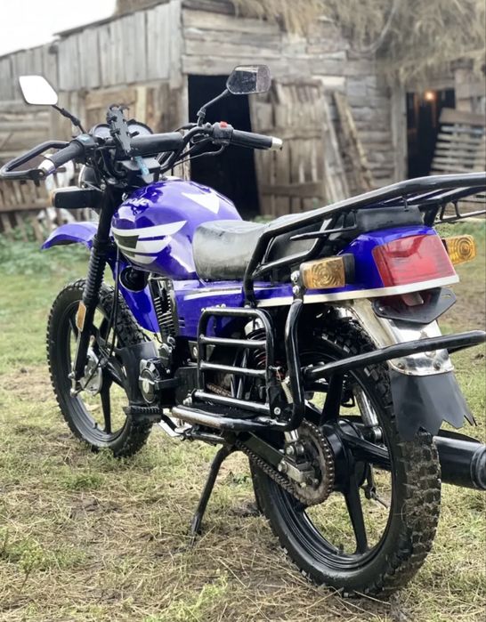 Продам мотоцикл 200сс