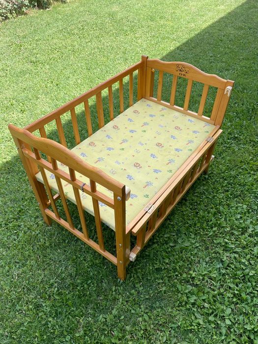 детская кровать в хорошем сост