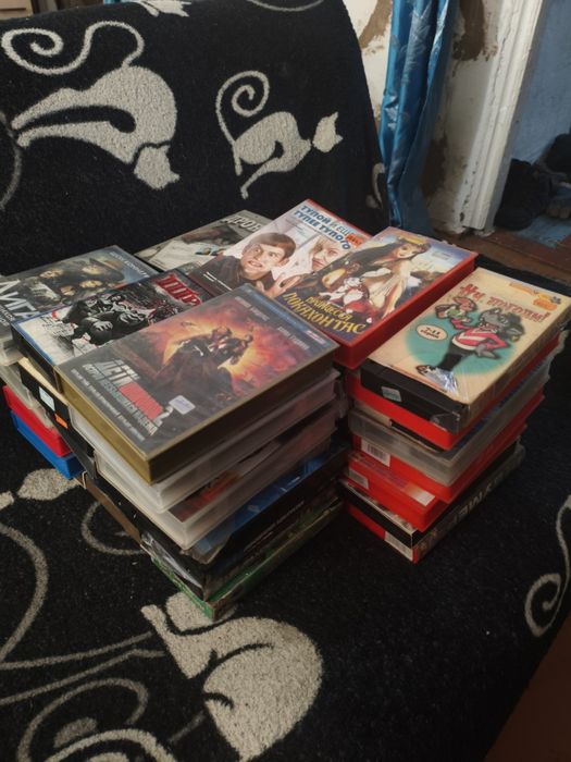 Продам видик (видео плеер).