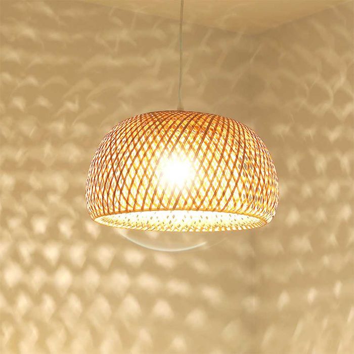Бамбуков полилей със стилен дизайн