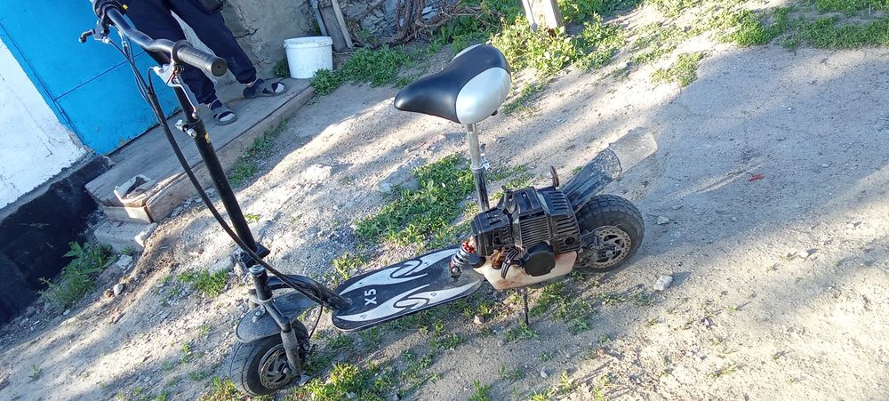 Продам мото самокат