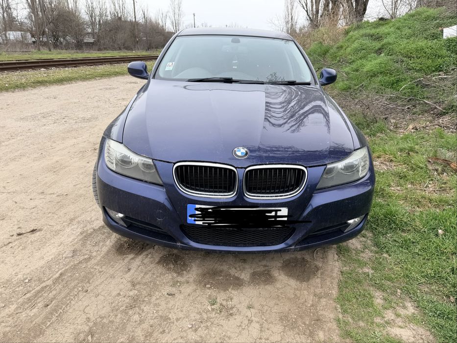 Capota aripa trager faruri bmw e90 e91 lci