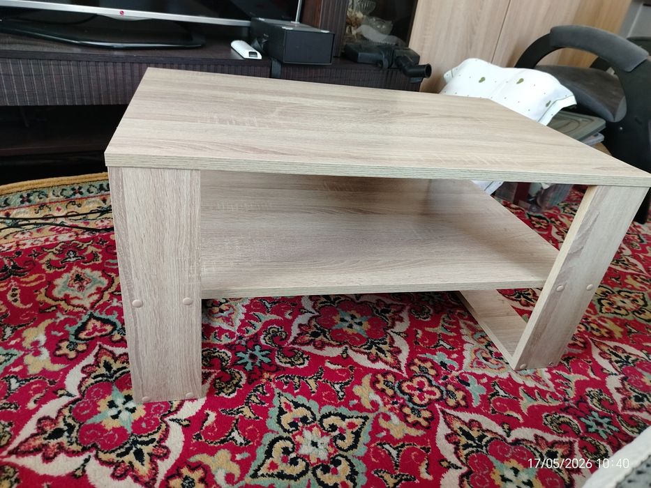 Продам журнальный столик
