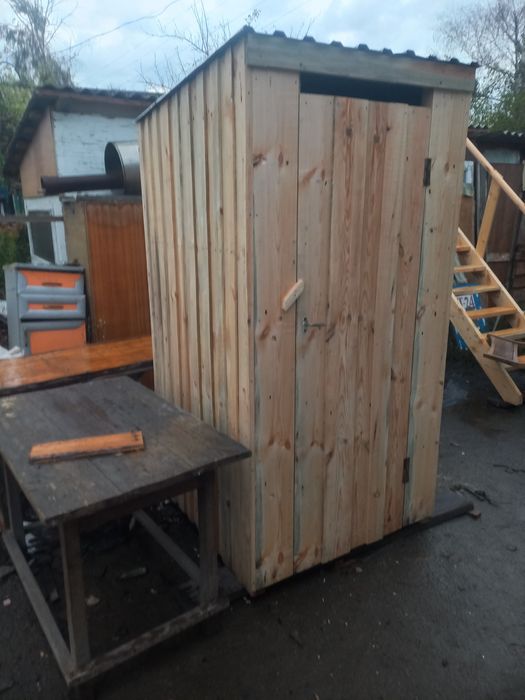 Продам Туалет уличные