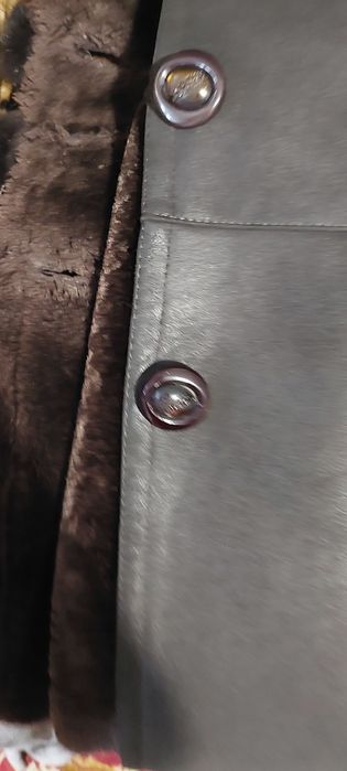 Женская дубленка продаю