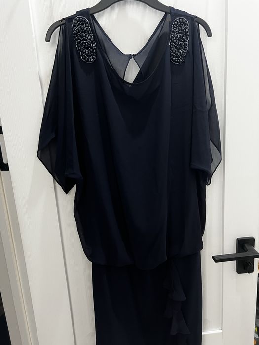 Продается нарядное платье(Турция)