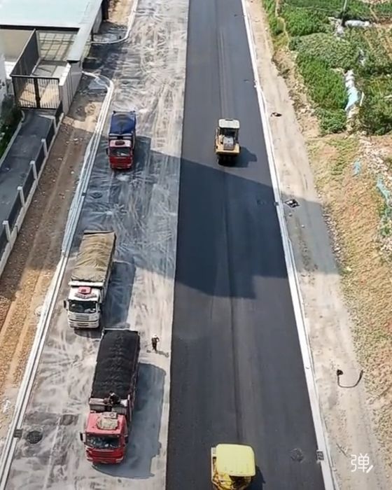 Сифатли ТЕКИС асфальт ёткизамиз замонавий техникалар хизматда