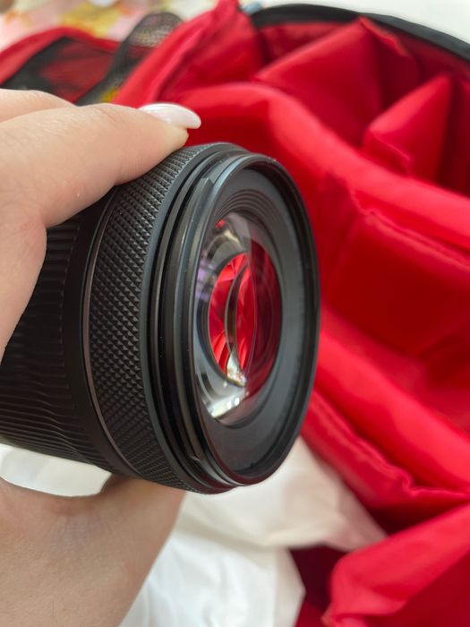 Obiectiv Canon RF 24-105mm IS STM