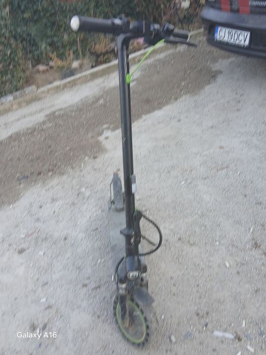 Trotineta electrica în stare buna