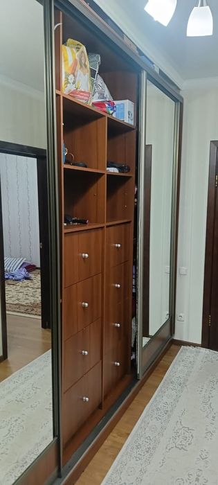 Продам шкаф прихожей