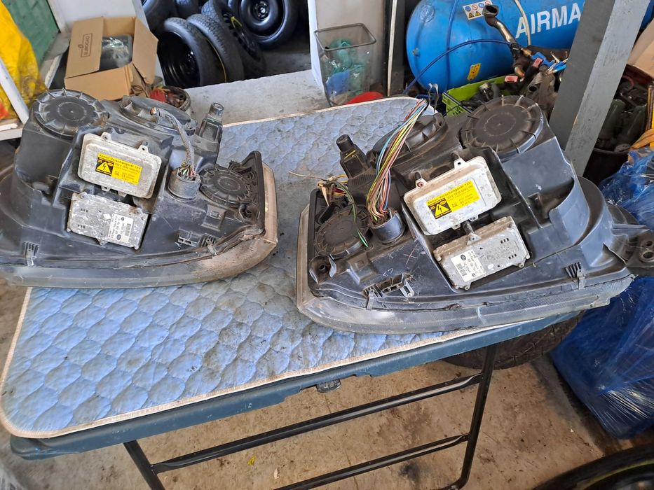 Far stanga dreapta Faruri Land Rover Range Rover L332 cu Xenon Adaptiv