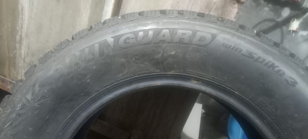 Продам Шины зимние