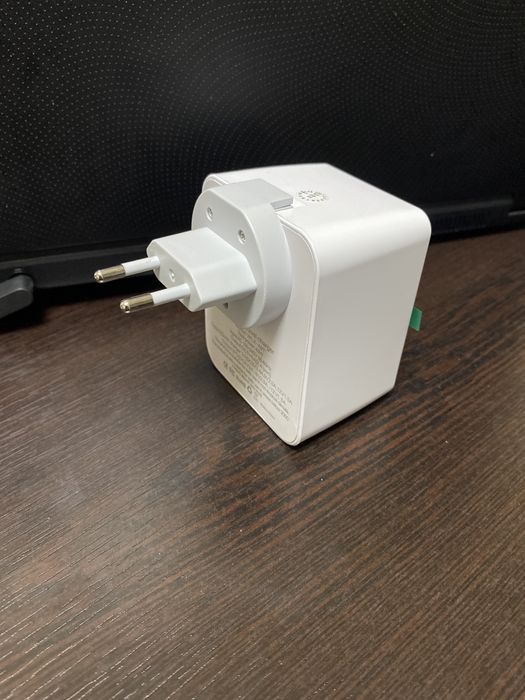 Универсальная Зарядное устройсво