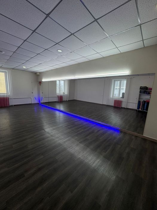 Сдам зал в аренду