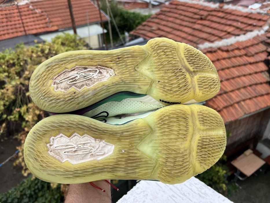 Nike LeBron 17 46