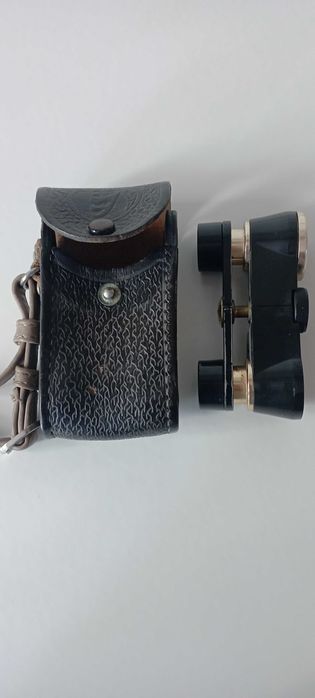 Бинокъл,театрален