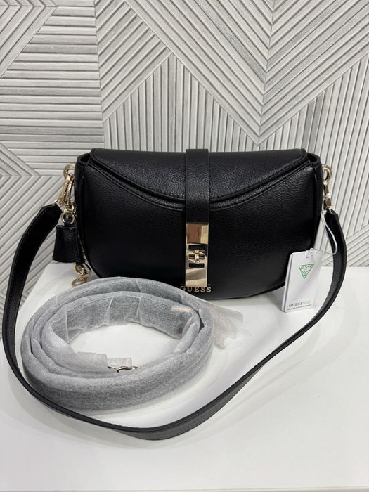 Красивая сумка Guess