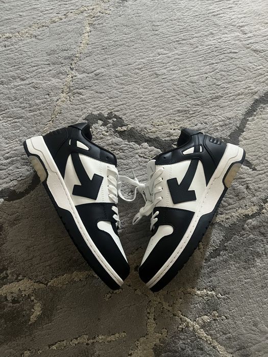 Off white out of office black and white