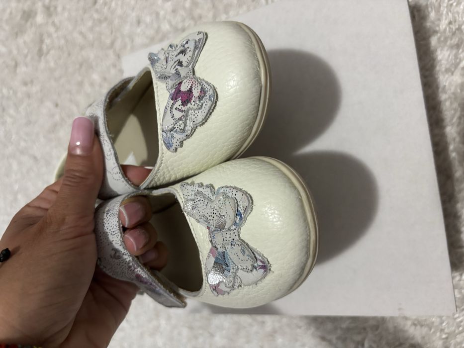 Belerini Ariana din piele marimea 28