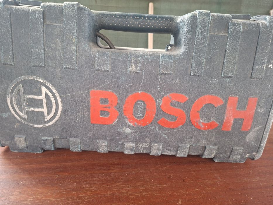 Ferăstrău sabie folosit doar de câteva ori