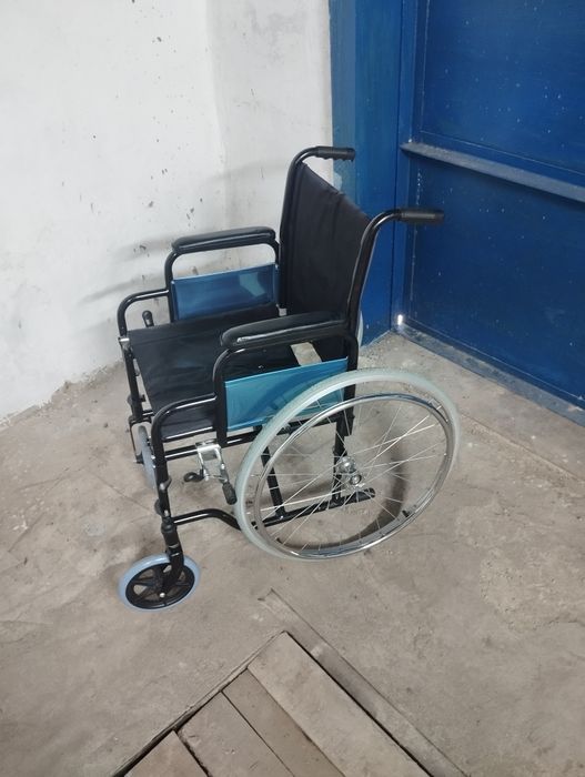 Инвалидная Каляска в отличном состоянии