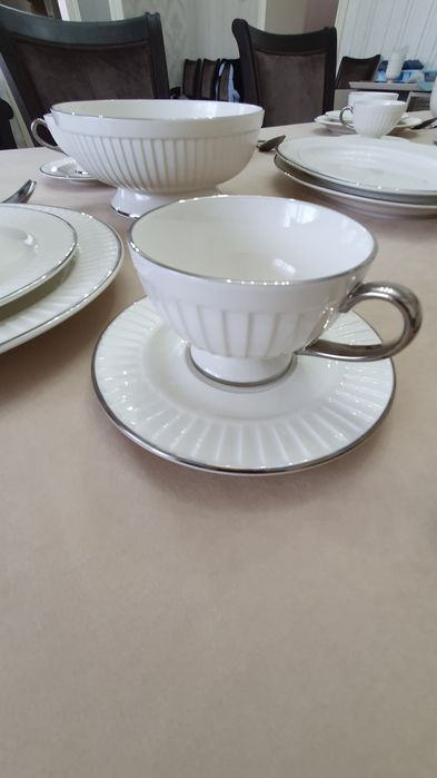 Сервиз столово-чайный