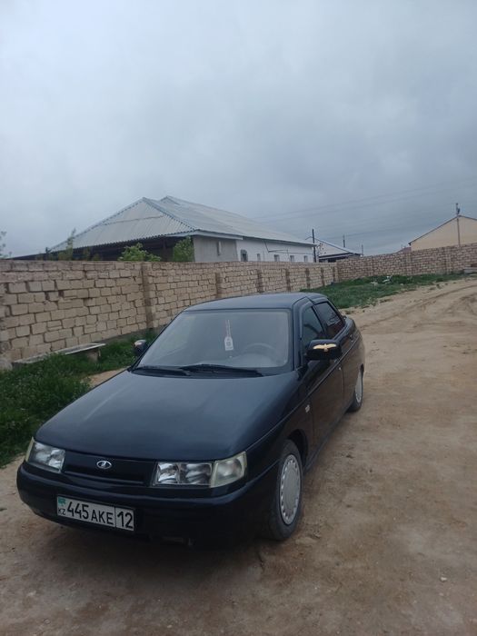 Машина сатылады. Лада-2110