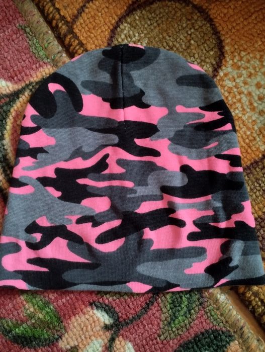 Рюкзаки и шапки для девочки