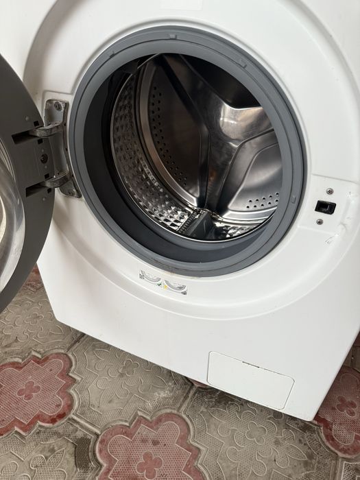 Продам стиральную машину