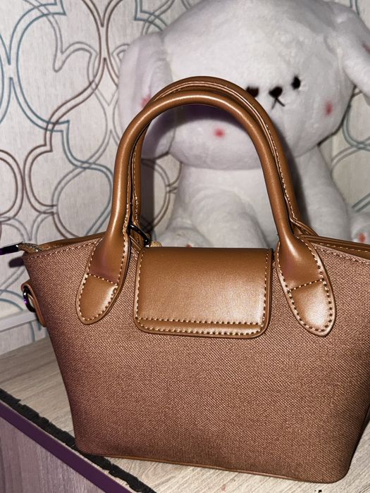кожаная сумочка miumiu